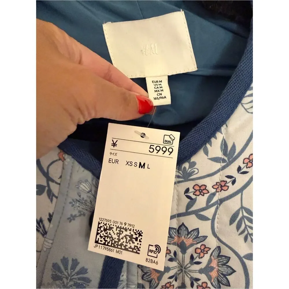 H&M Japan Light Blue Floral Quilted Jacket  M NWT